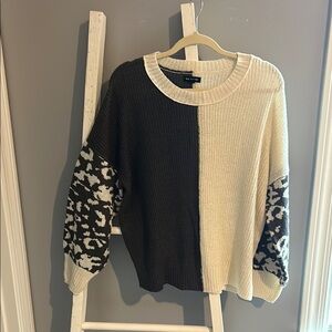 Women’s Blu Pepper Boutique Sweater Size L